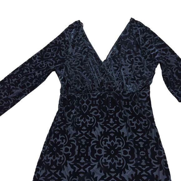 MARINA Black Velvet Floral Long Sleeve Dress Size 10 - Picture 9 of 16
